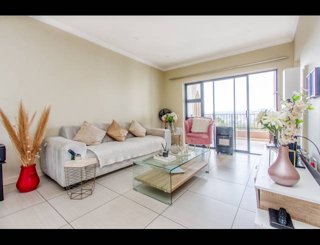 3 BEDROOM APARTMENT RENTED IN WILGEHEUWEL